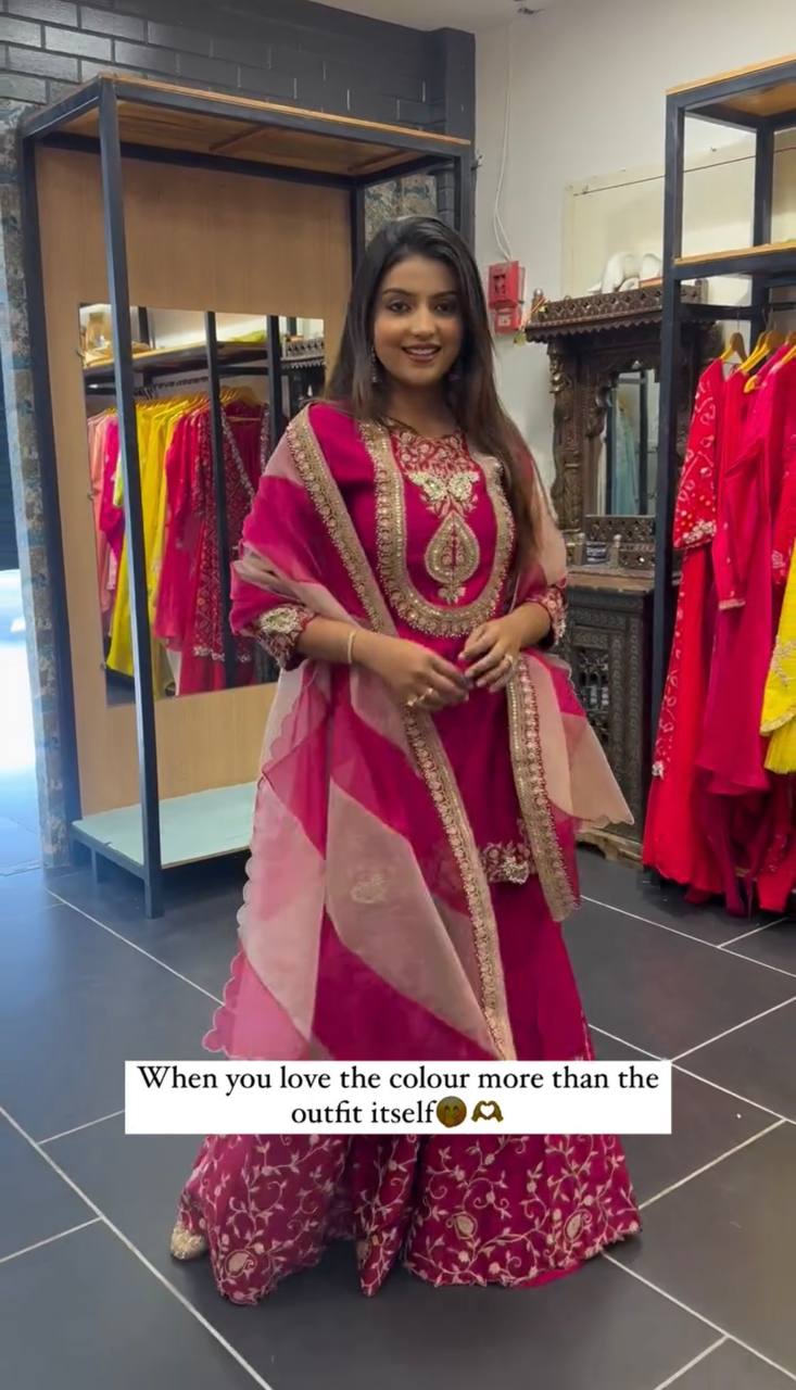 Women's designer faux georgette kurta sets with organza dupatta