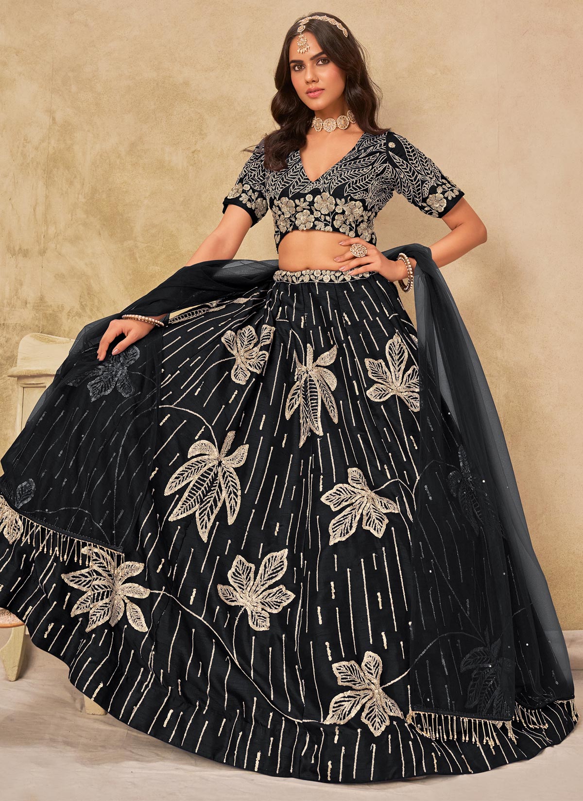 Silk Designer Lehenga Choli With Resham Work For Women