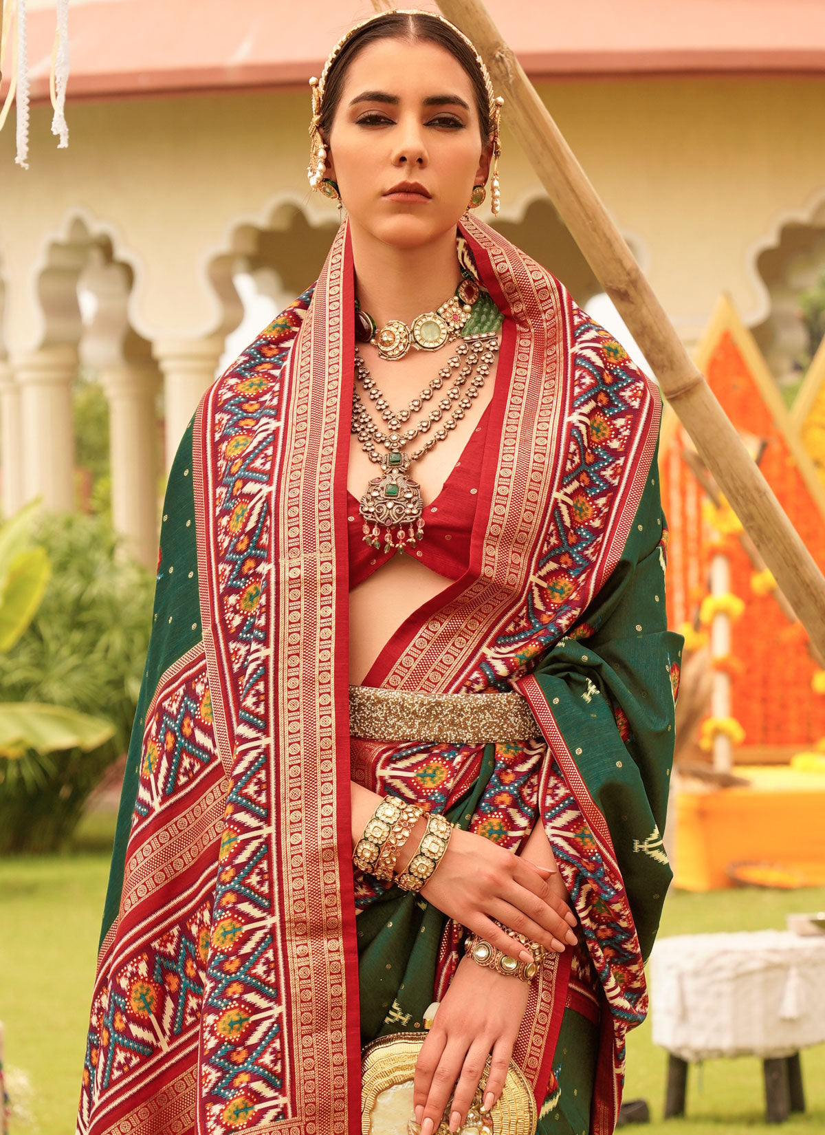 Woven Work Silk Blend Classic Saree In Green For Women