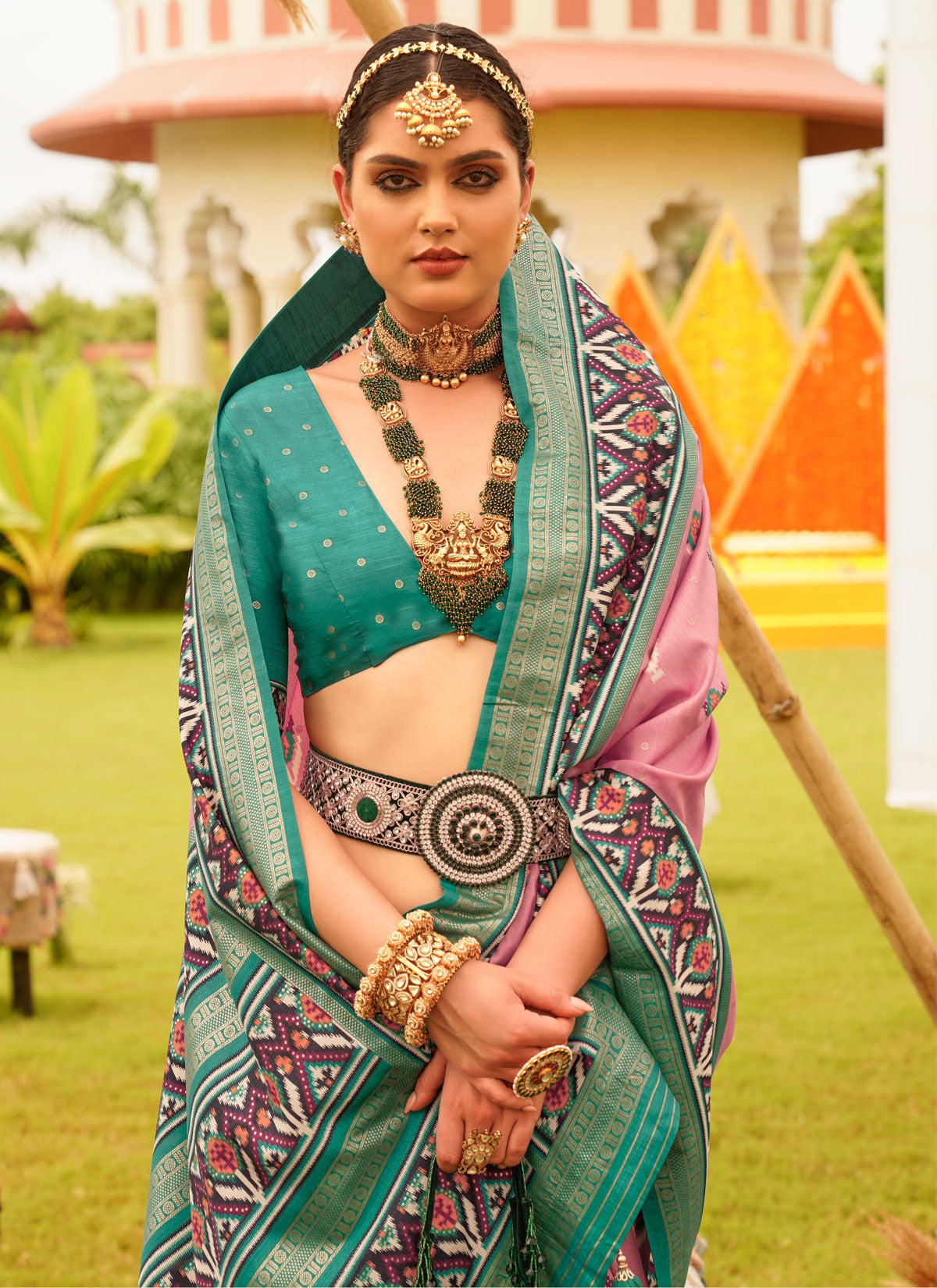 Woven Work Silk Blend Traditional Saree In Pink For Women