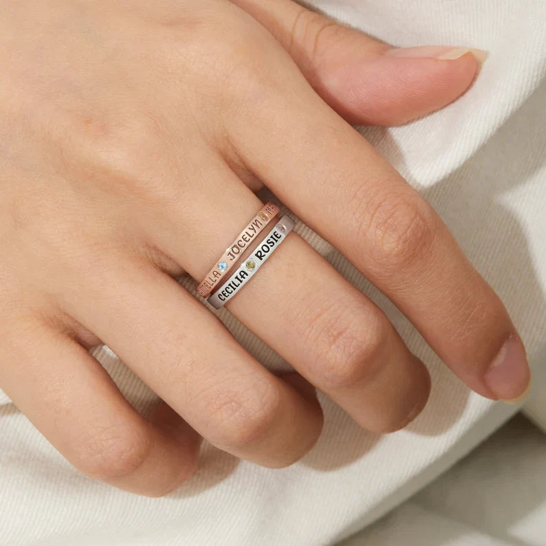 The Family Love Ring – Personalized Birthstone Ring with Names