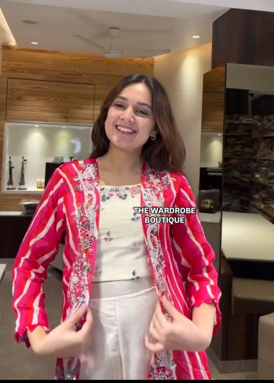 "Elegant Chinon Palazzo Set with Georgette Koti and Embroidered Blouse"