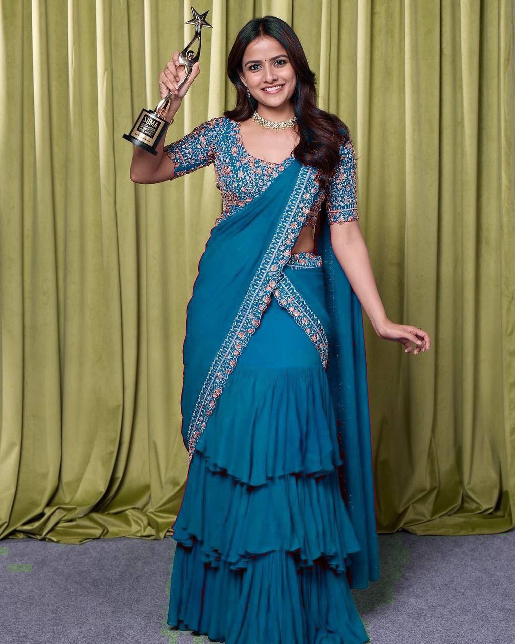 "Elegant Heavy Georgette Lehenga Saree with 3-Layer Ruffle Work & Dupatta"