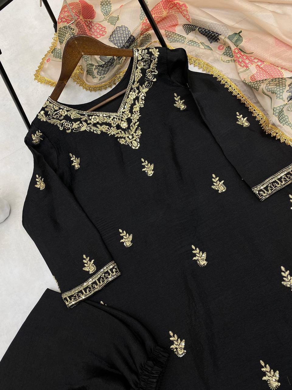 "Elegance in Chinon: Embroidered Sequence Suit with Organza Dupatta & Sequined Pant Border"