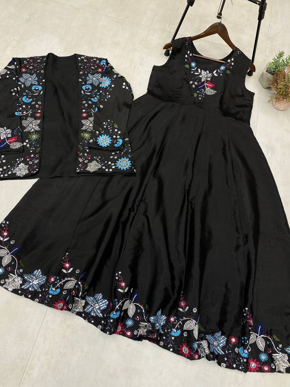 "Chinon Fabric Koti & Gown Set with Cording Sequence Embroidery β Free Size, Full-Stitched"