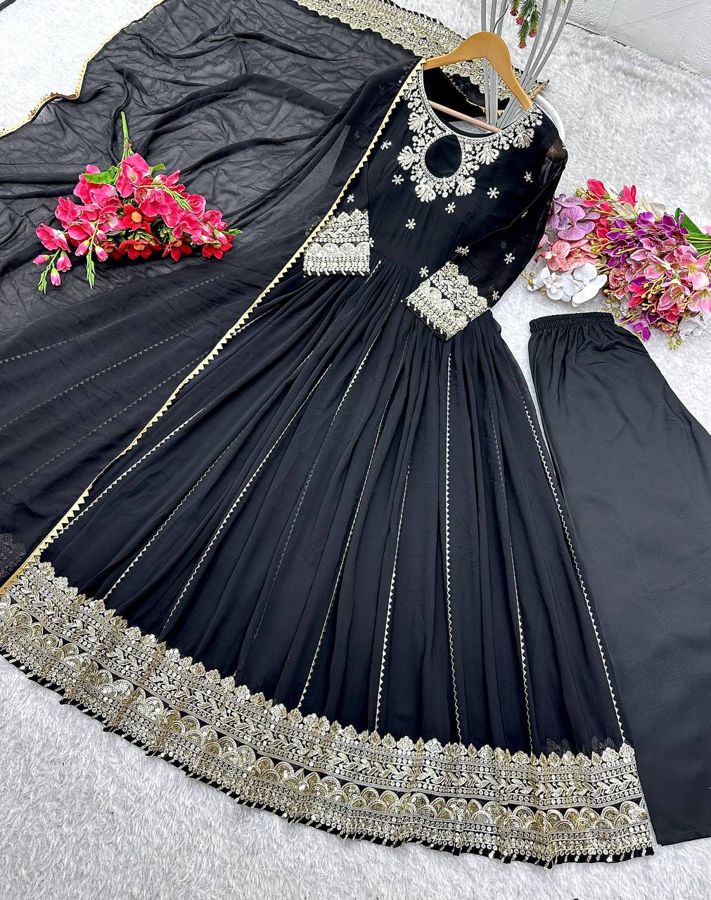 "Elegant Gwon Set with Embroidered Dupatta and Comfortable Pent"