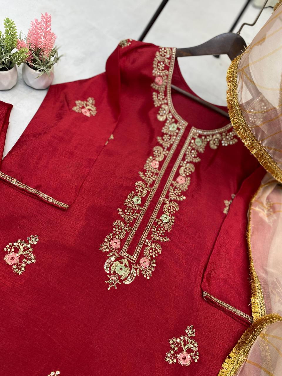 "Elegant Chinon Embroidered Sequence Suit Set with Lace-Trimmed Plazzo and Organza Dupatta"