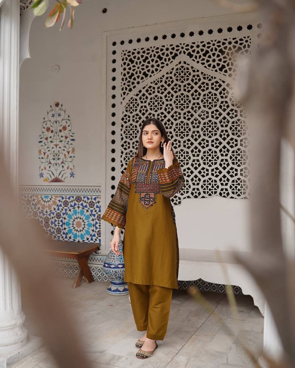 Roman silk foil paper work kurta set with organza dupatta