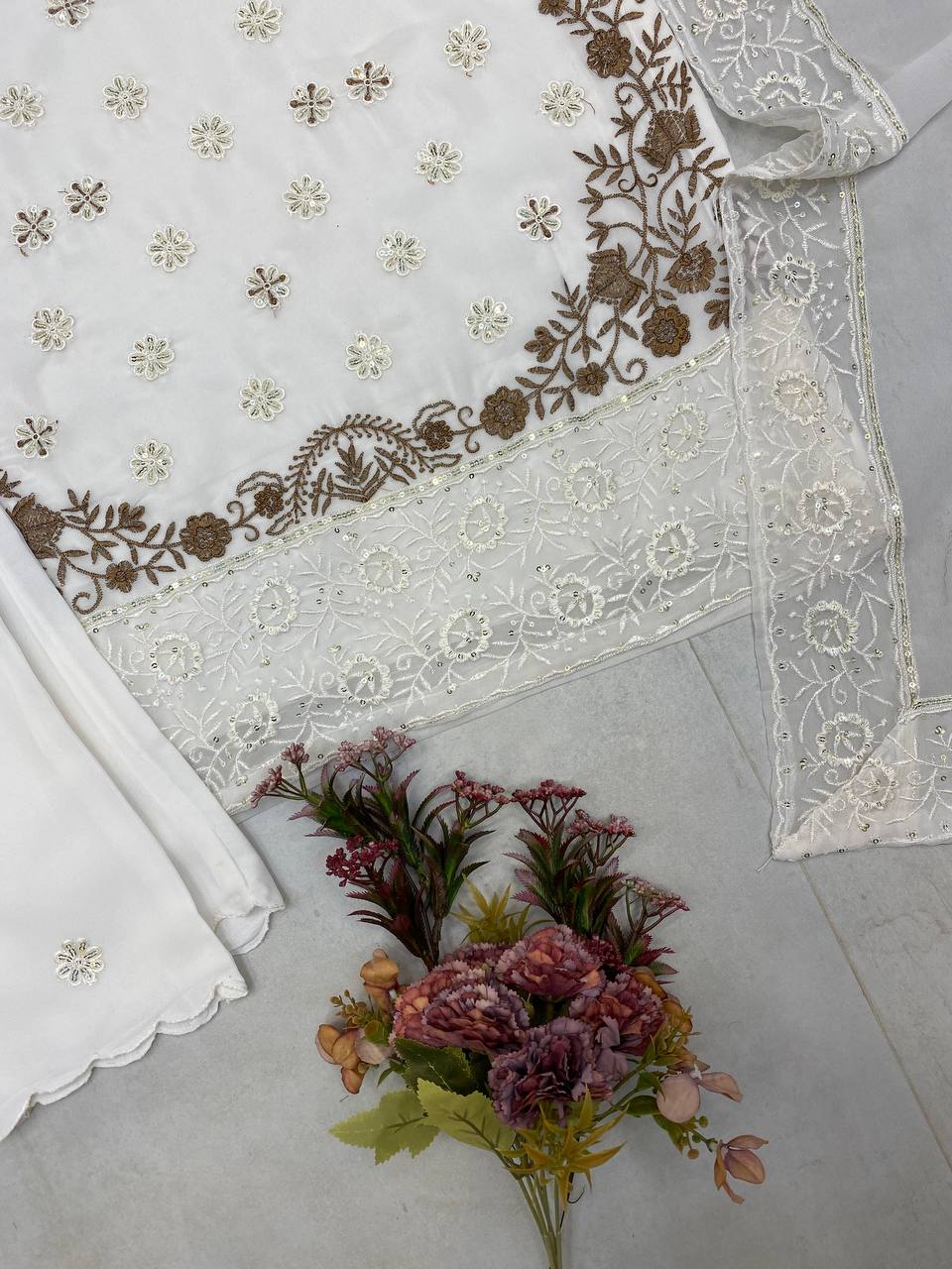 White kurta pant with dupatta sets,Elegant Ready to Wear Outfit Set