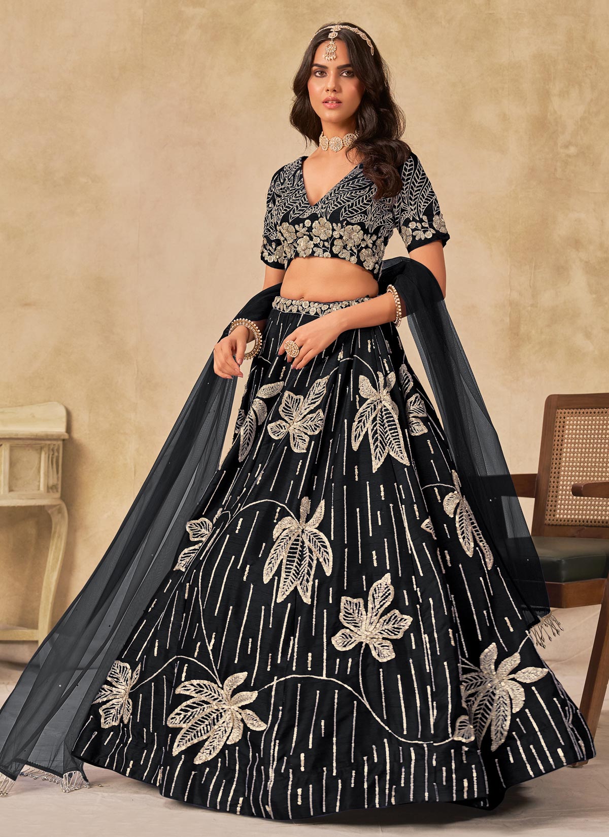 Silk Designer Lehenga Choli With Resham Work For Women