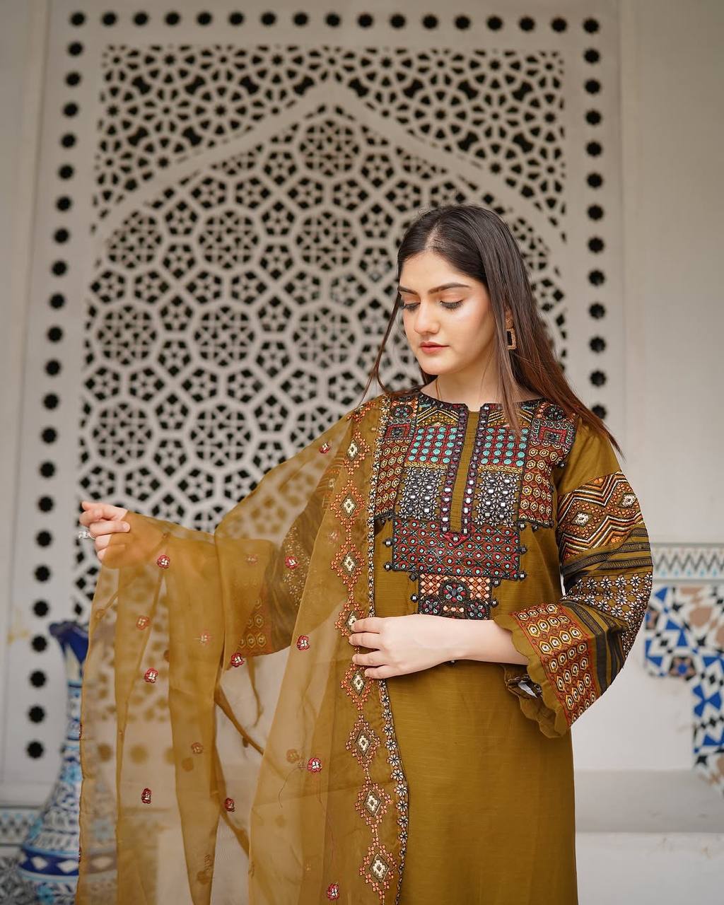 Elegant Roman Silk Sequin Embroidered Suit Set