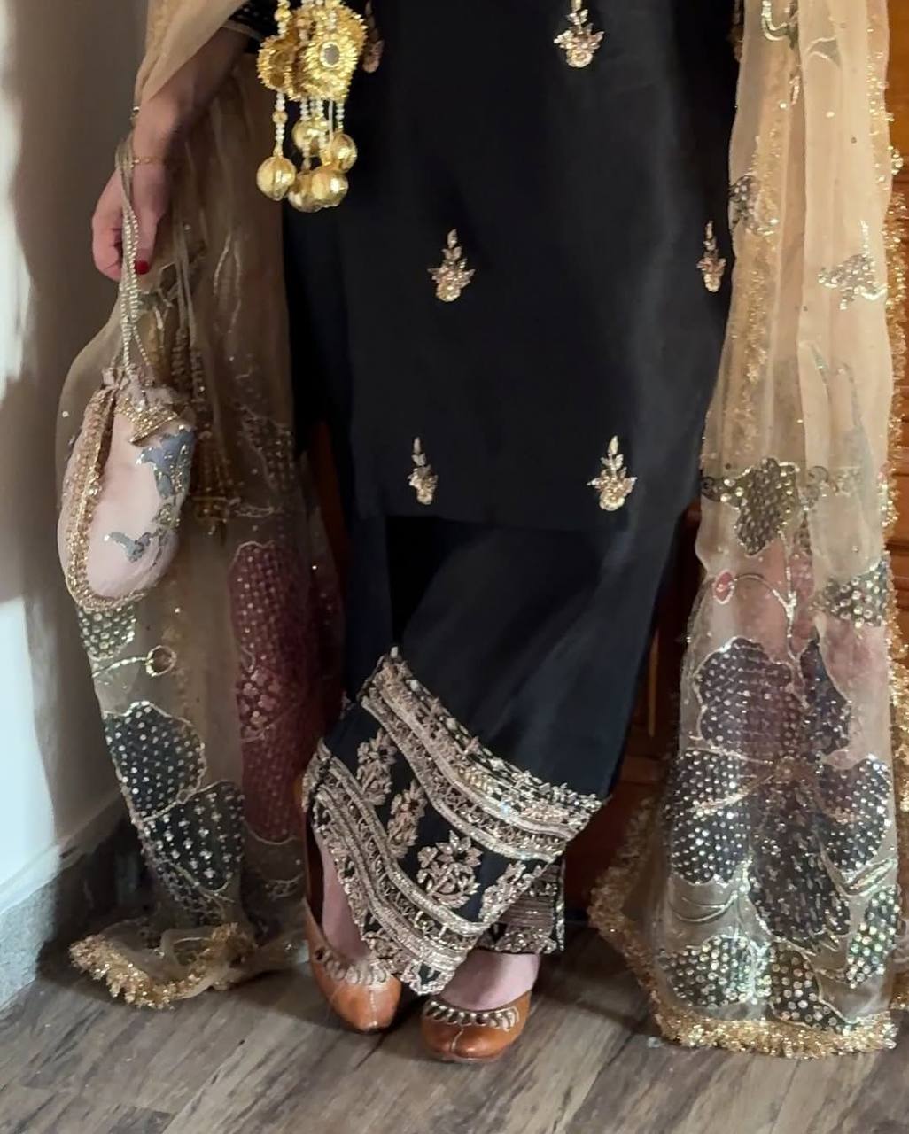 "Elegance in Chinon: Embroidered Sequence Suit with Organza Dupatta & Sequined Pant Border"