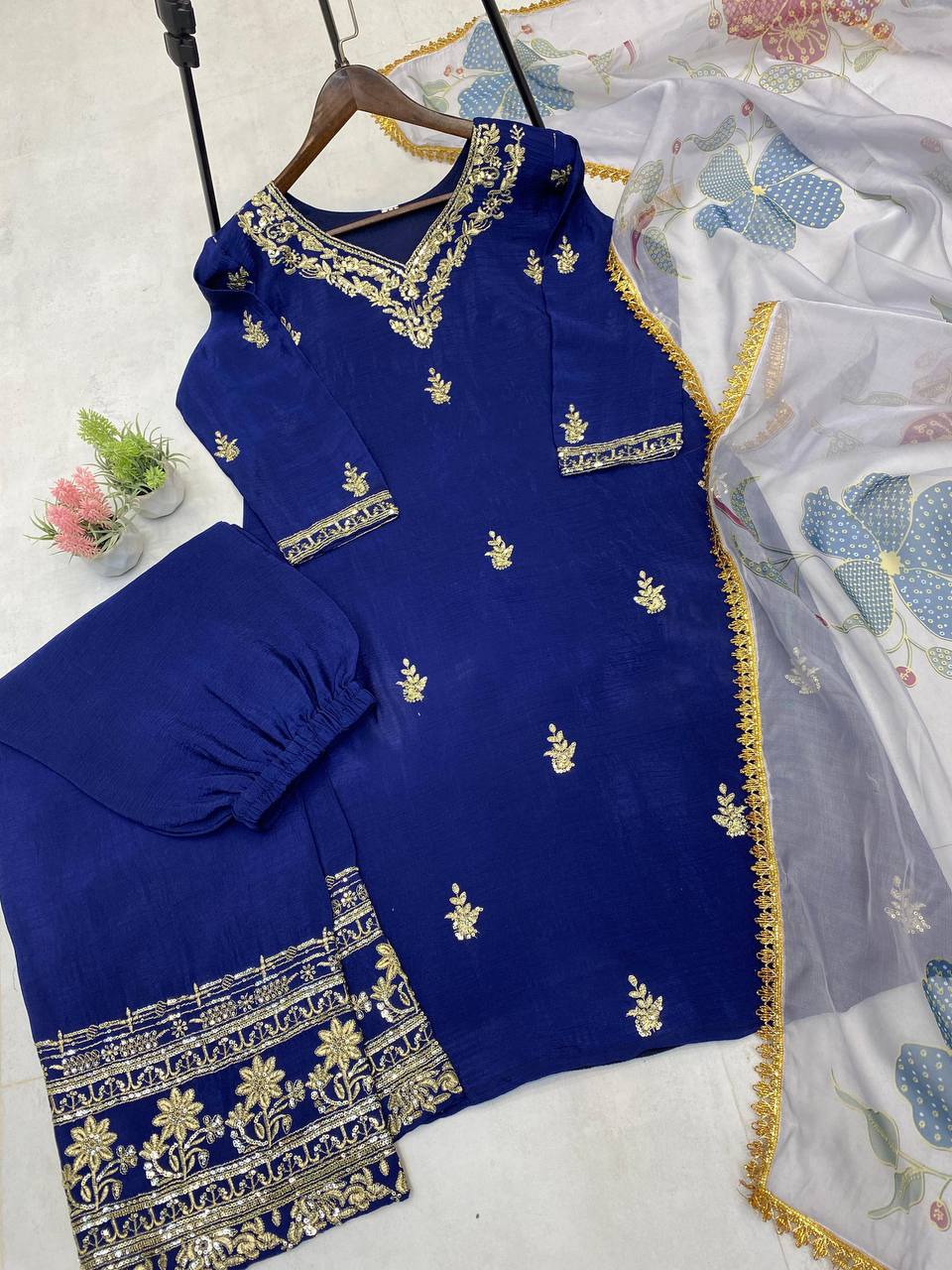 "Elegance in Chinon: Embroidered Sequence Suit with Organza Dupatta & Sequined Pant Border"