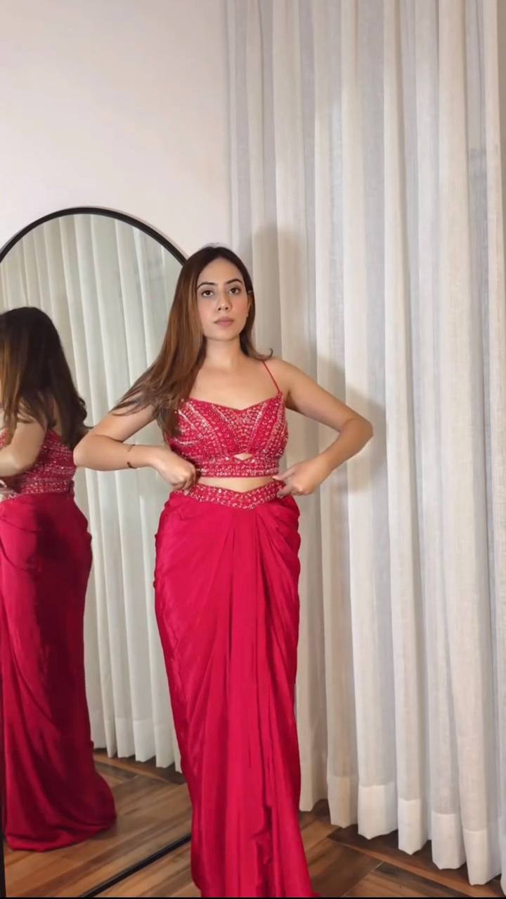 "Elegant French Silk Ensemble with Sequence Embroidery"