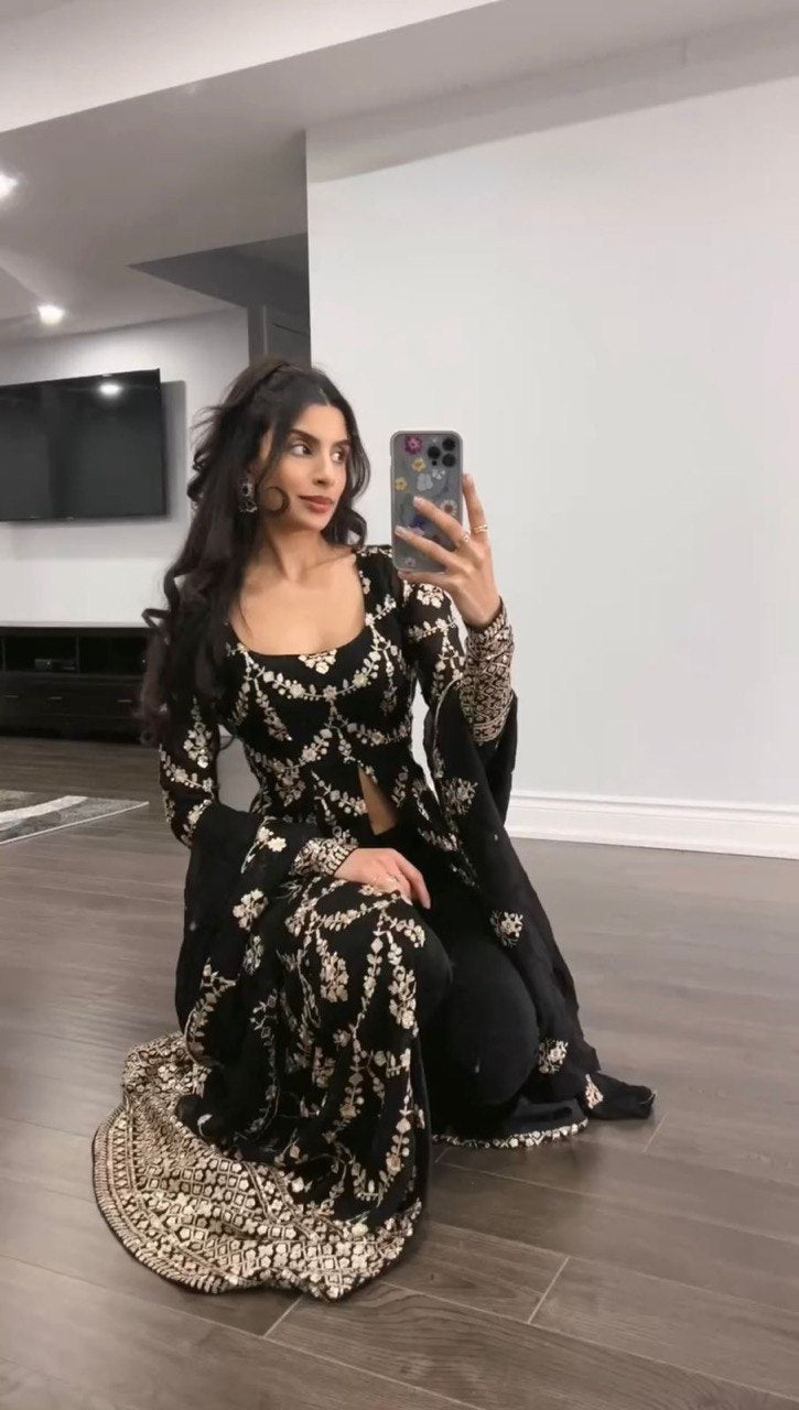 "Elegant Sequined Top & Micro Cotton Pants Set – Stylish & Comfortable"