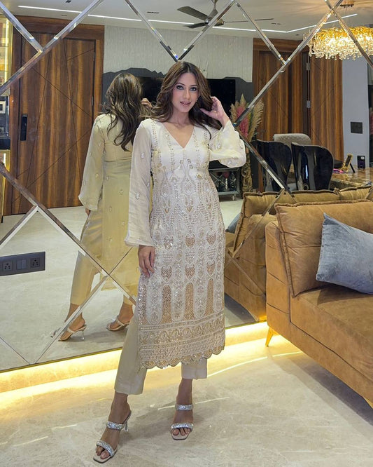 "Elegant Fox Georgette Sequence Embroidered Top, Pant & Dupatta Set"