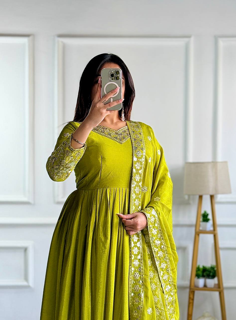 "Elegantly Embellished Gwon Set with Cinon Silk, Embroidery, and Butter Silk Bottom"