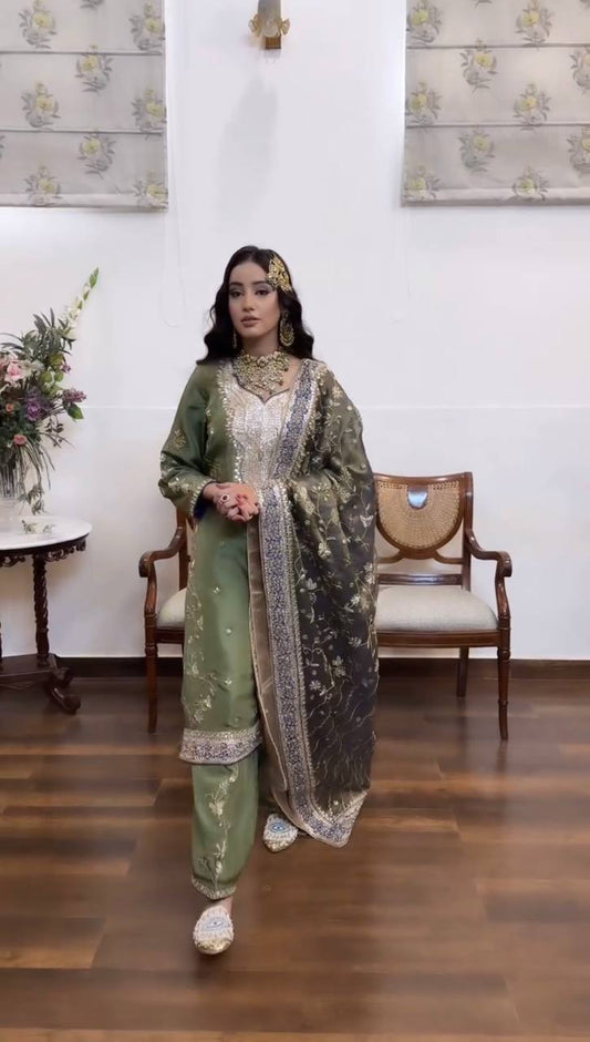 Elegant Embroidered Chinon Set with Foil Work & Twill Gold Net Dupatta