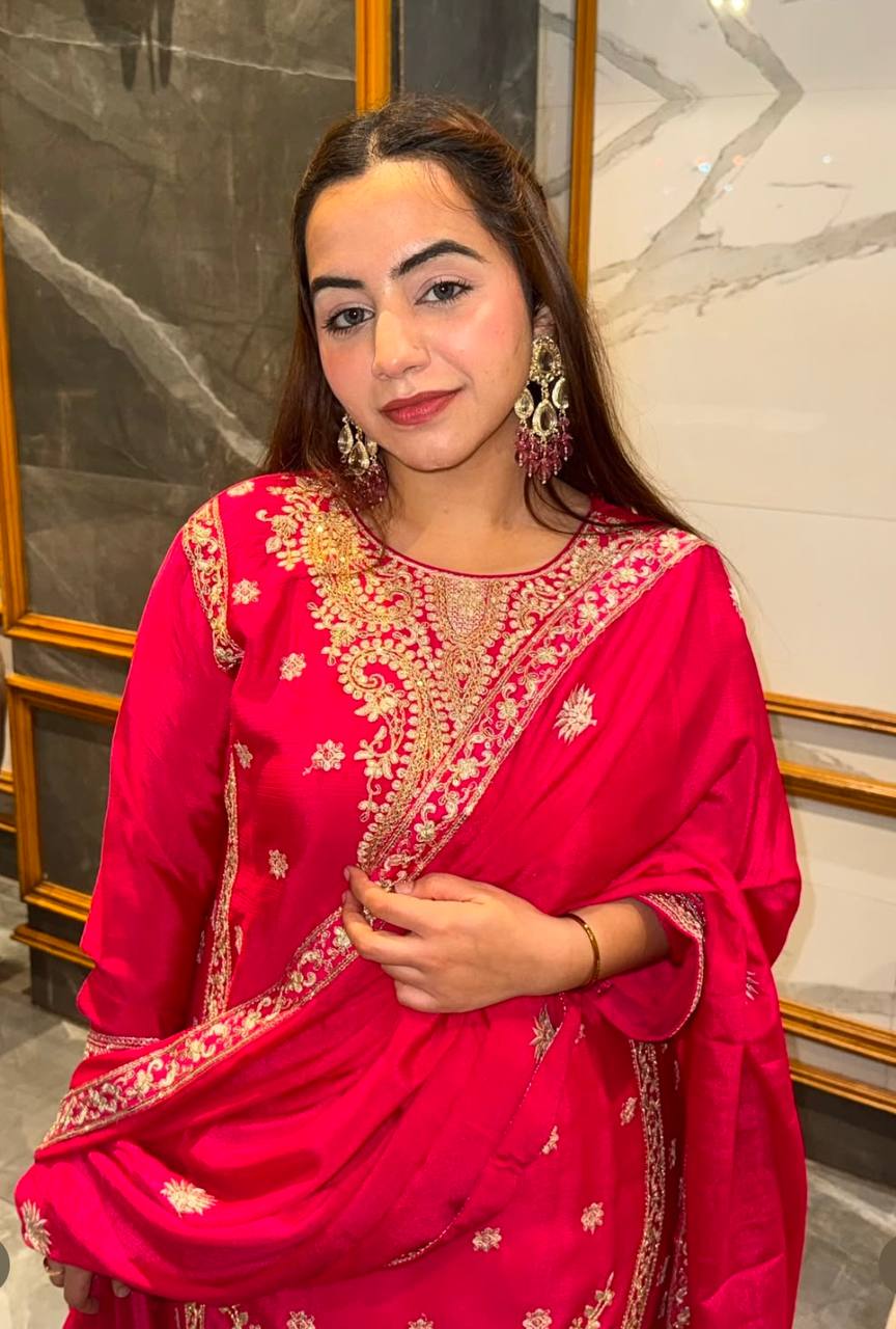 "Elegant Pure Cinon Silk Set with Embroidery – Top, Sarara, and Dupatta"