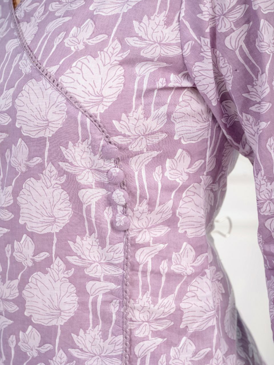 "Breezy Elegance: Pure Cotton Kurti Set for Sunny Days"