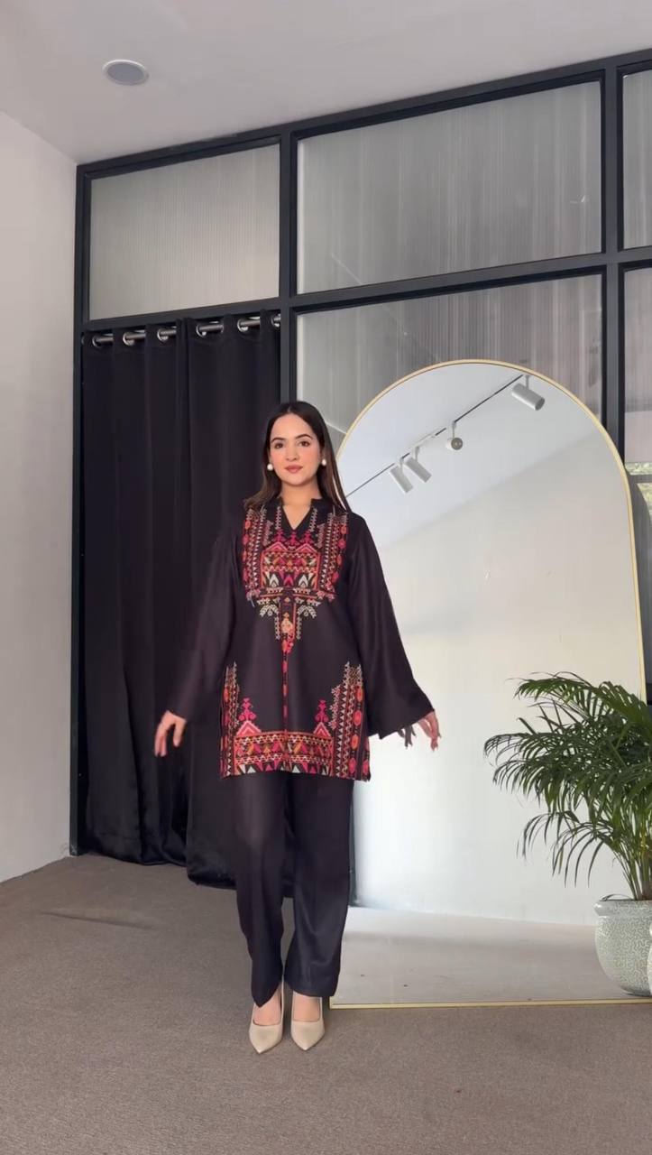 "Elegant Crepe Silk Shirt and Pant Set with Printed Work – Available in Multiple Sizes"