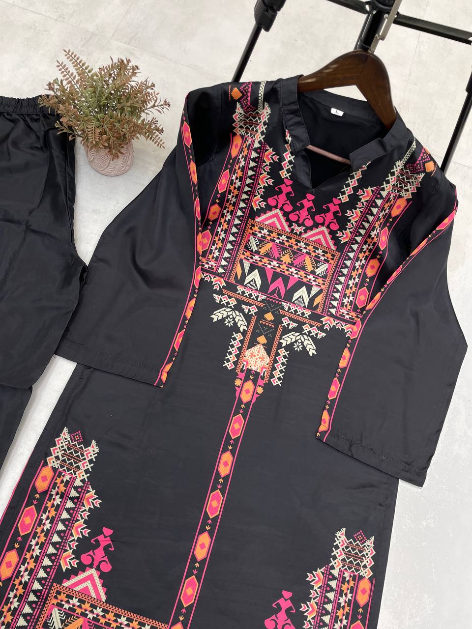 "Elegant Crepe Silk Shirt and Pant Set with Printed Work – Available in Multiple Sizes"