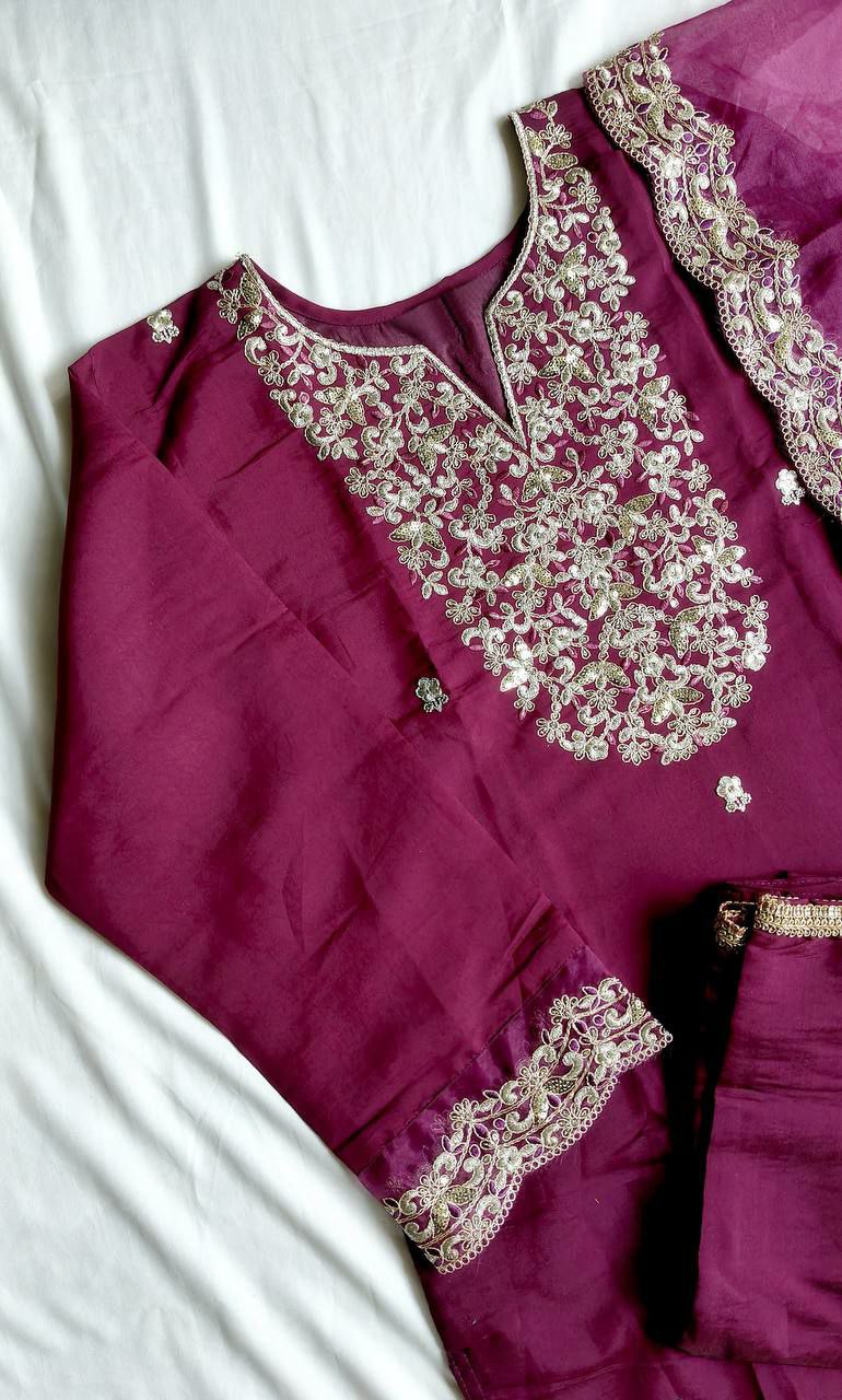 "Elegant Heavy Roman Silk Three-Piece Set with Multi-Thread Embroidery"