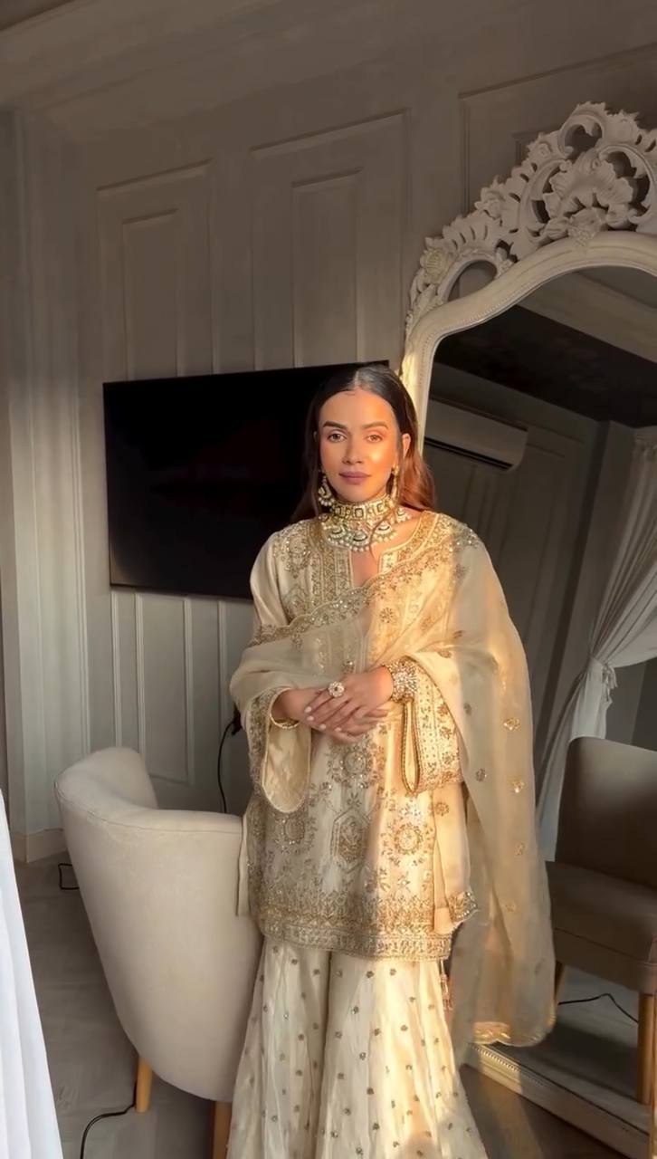 "Elegance Redefined: Chinon Top, Plazo & Organza Dupatta Set"