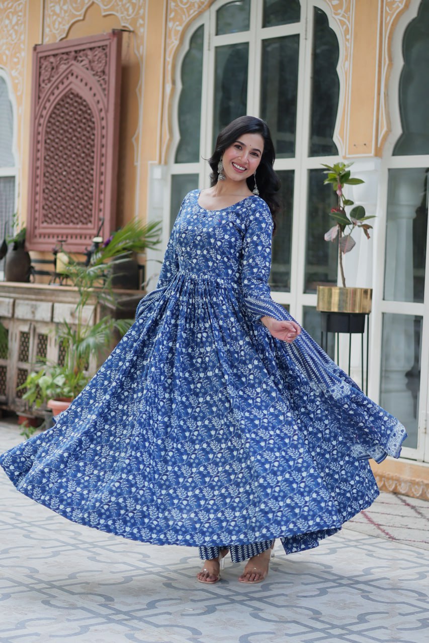 "Elegant Pure Cotton Top and Bottom Set with Matching Dupatta"