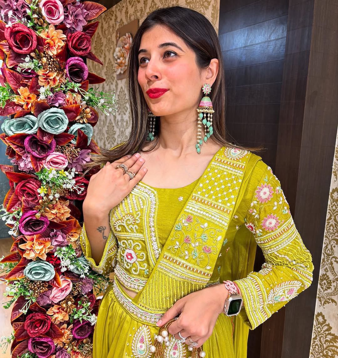 "Exquisite Embroidered Chinon Lehenga Set with Dupatta, Blouse & Embroidery Belt – Fully Stitched"