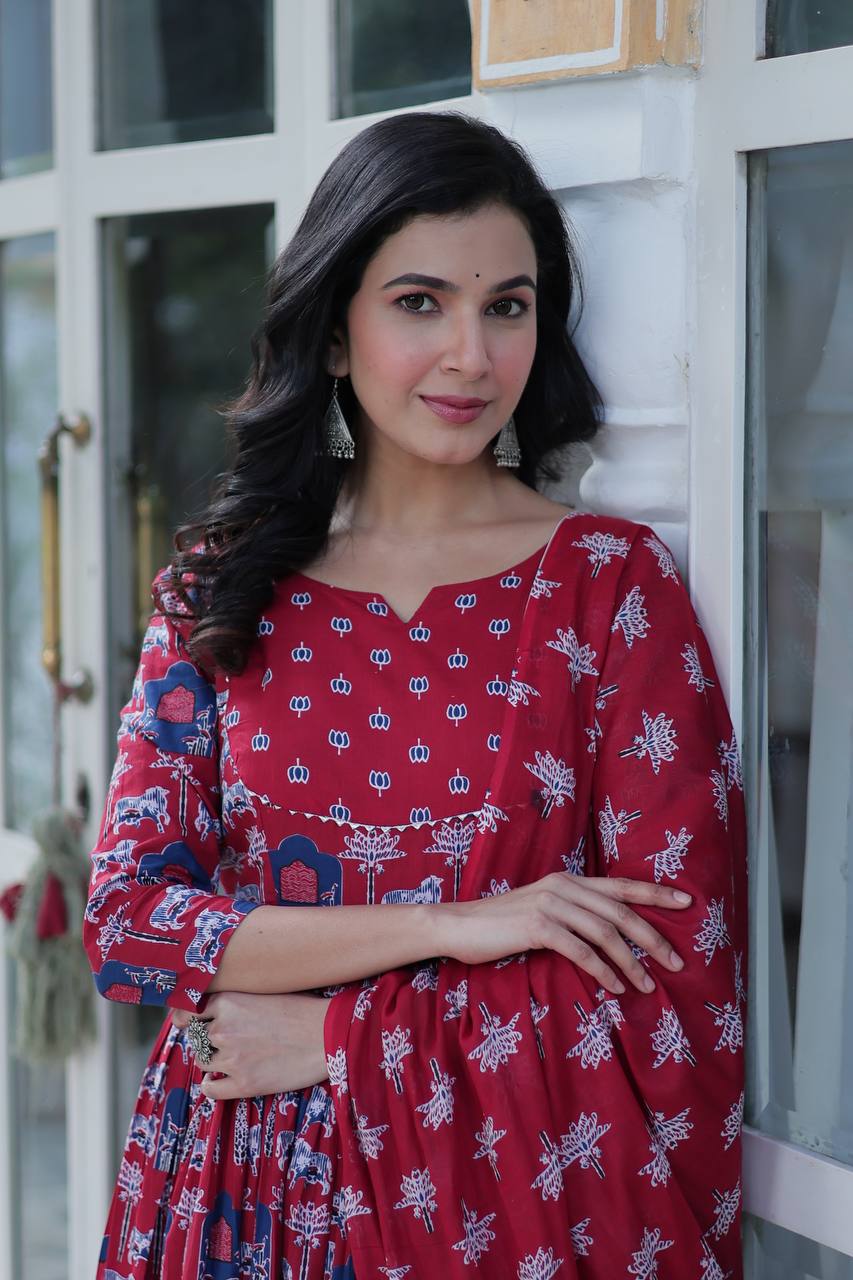 "Pure Cotton Ethnic Wear Set with Fancy Round Neck, Adjustable Waist & Matching Dupatta"