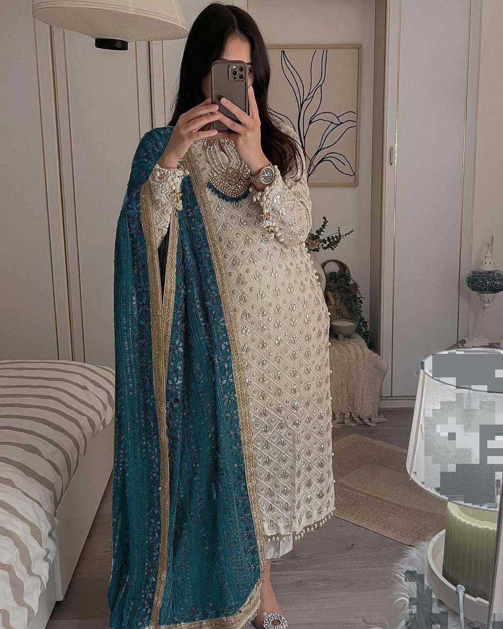 Designer Embroidery Kurta Pant set