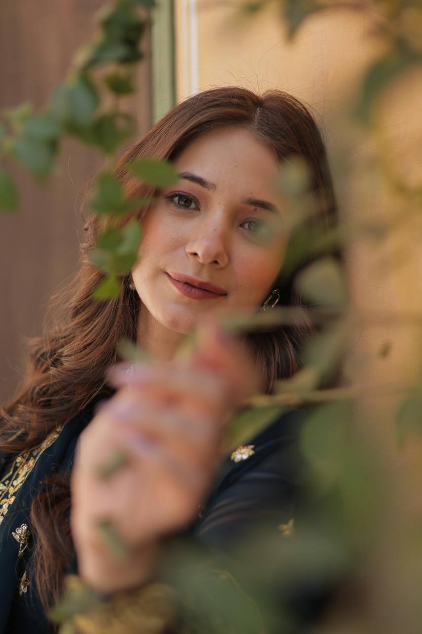 Elegant Faux Blooming Georgette Embroidered Gown Set with Dupatta